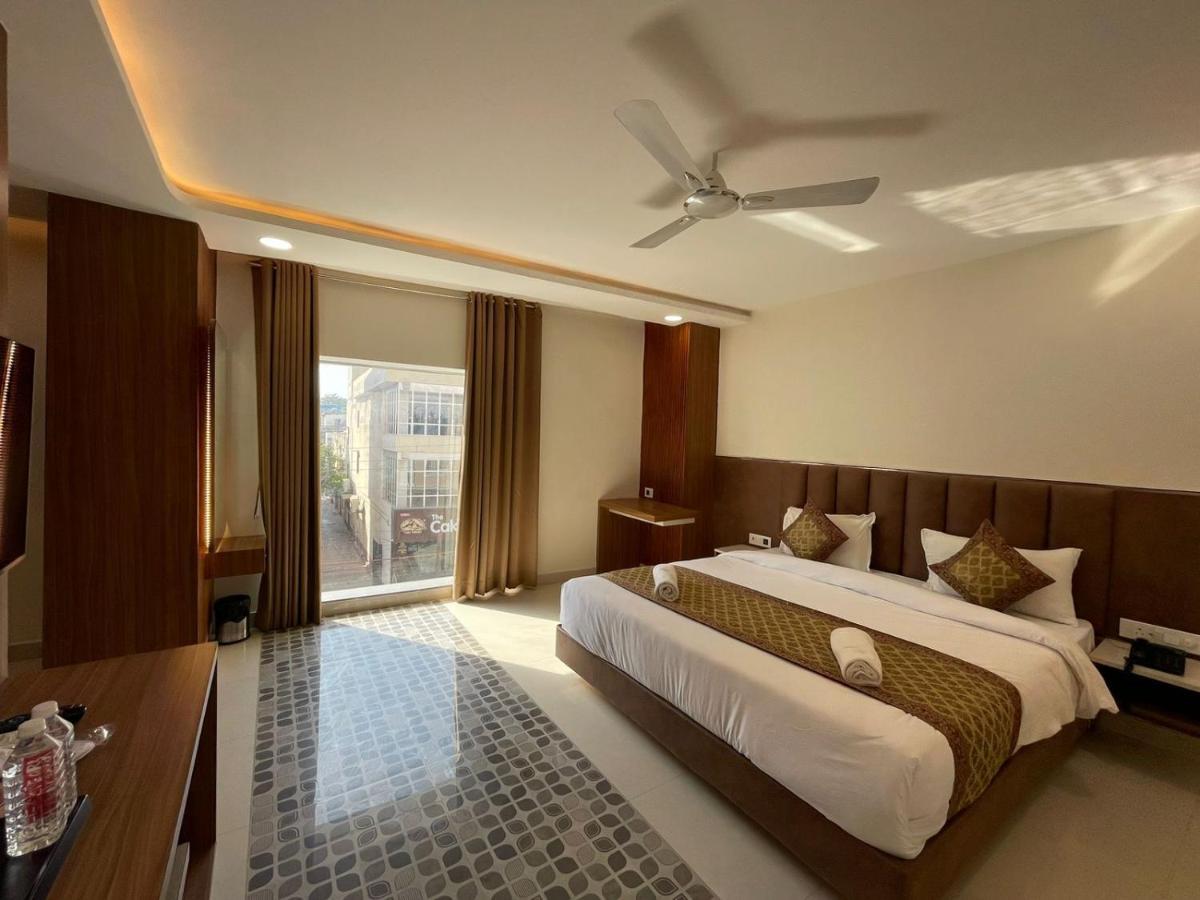 Hotel Santoor Varanasi Esterno foto